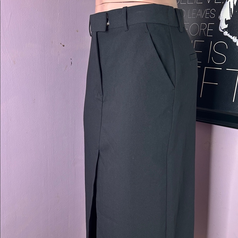 Abercrombie & Fitch Black Midi Skirt - Picture 2 of 6